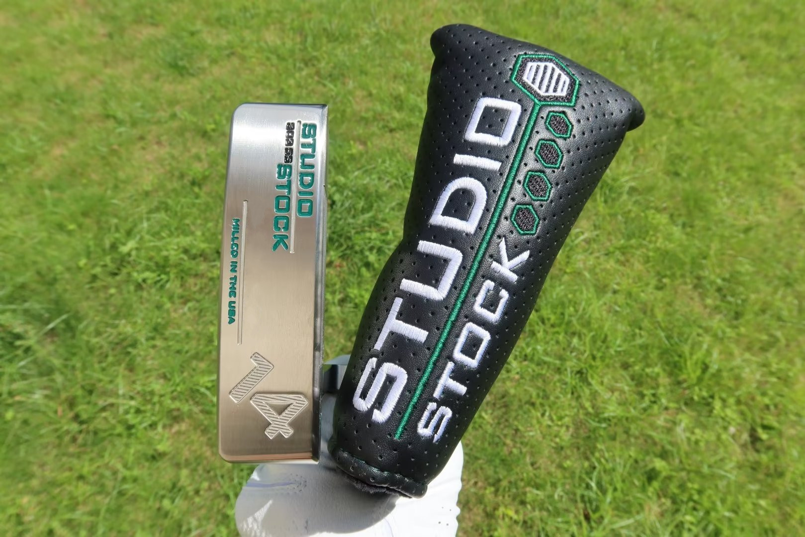 ไม้พัตเตอร์กอล์ฟรุ่นใหม่ New G - Golf Putter บทวิจารณ์และราคา
